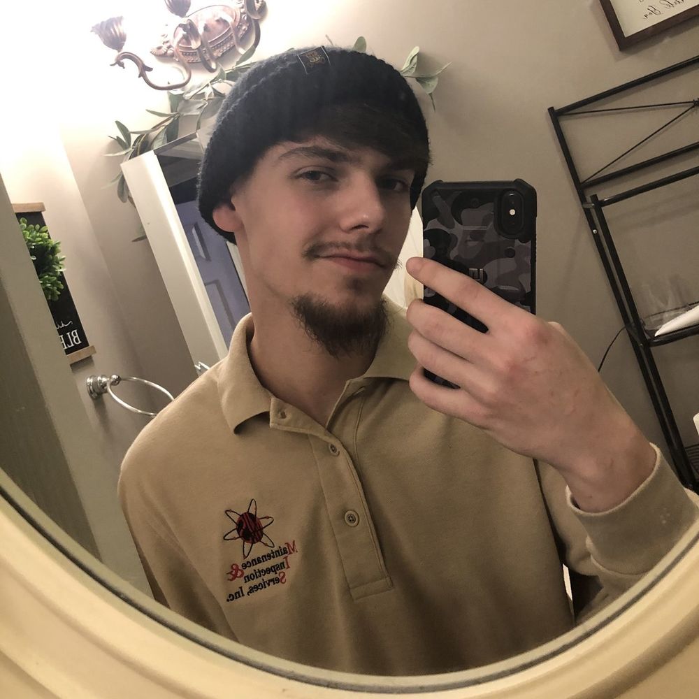 Meet your Posher, Aaron